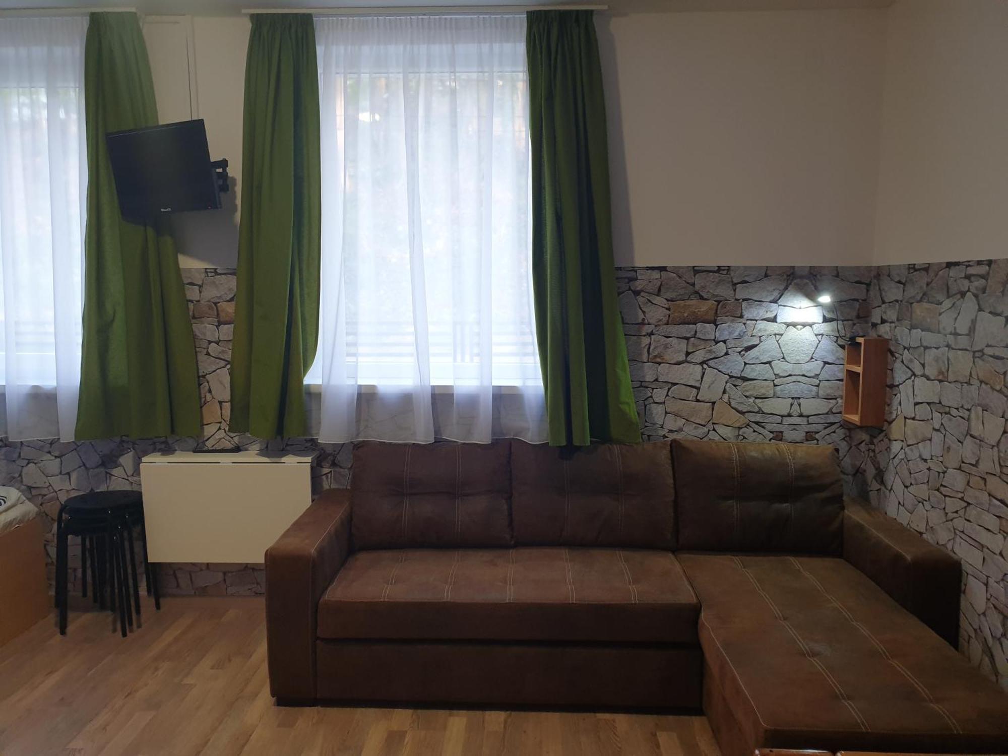 Kid Familia Panzio Balatonszarszo Bed & Breakfast Bagian luar foto